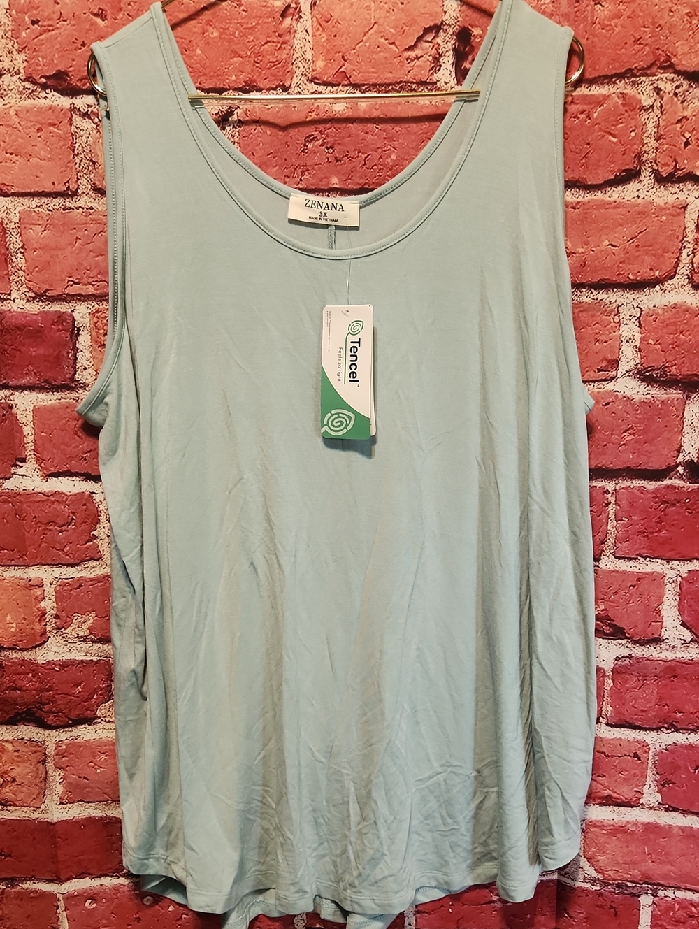 Zenana Outfitters Mint Green Scoop Neck Tank Top